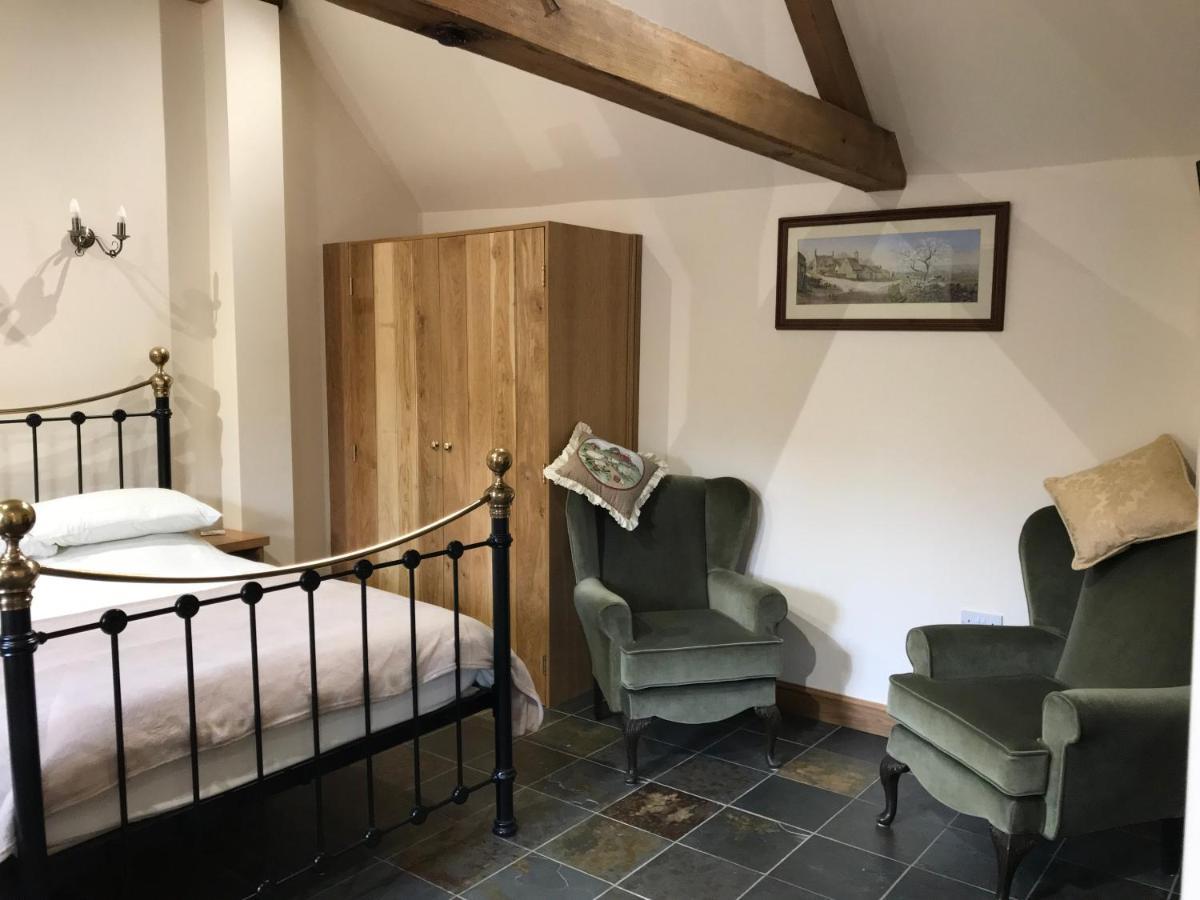 Nuneaton - Cottage - Sleeps 2 - Parking - Garden エクステリア 写真