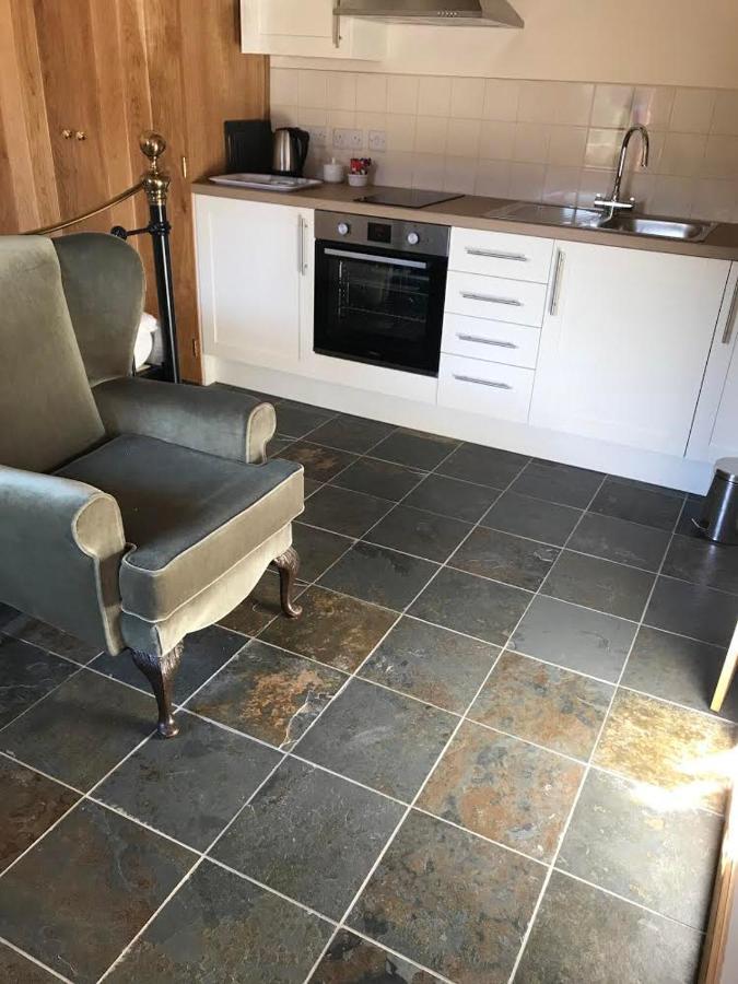 Nuneaton - Cottage - Sleeps 2 - Parking - Garden エクステリア 写真