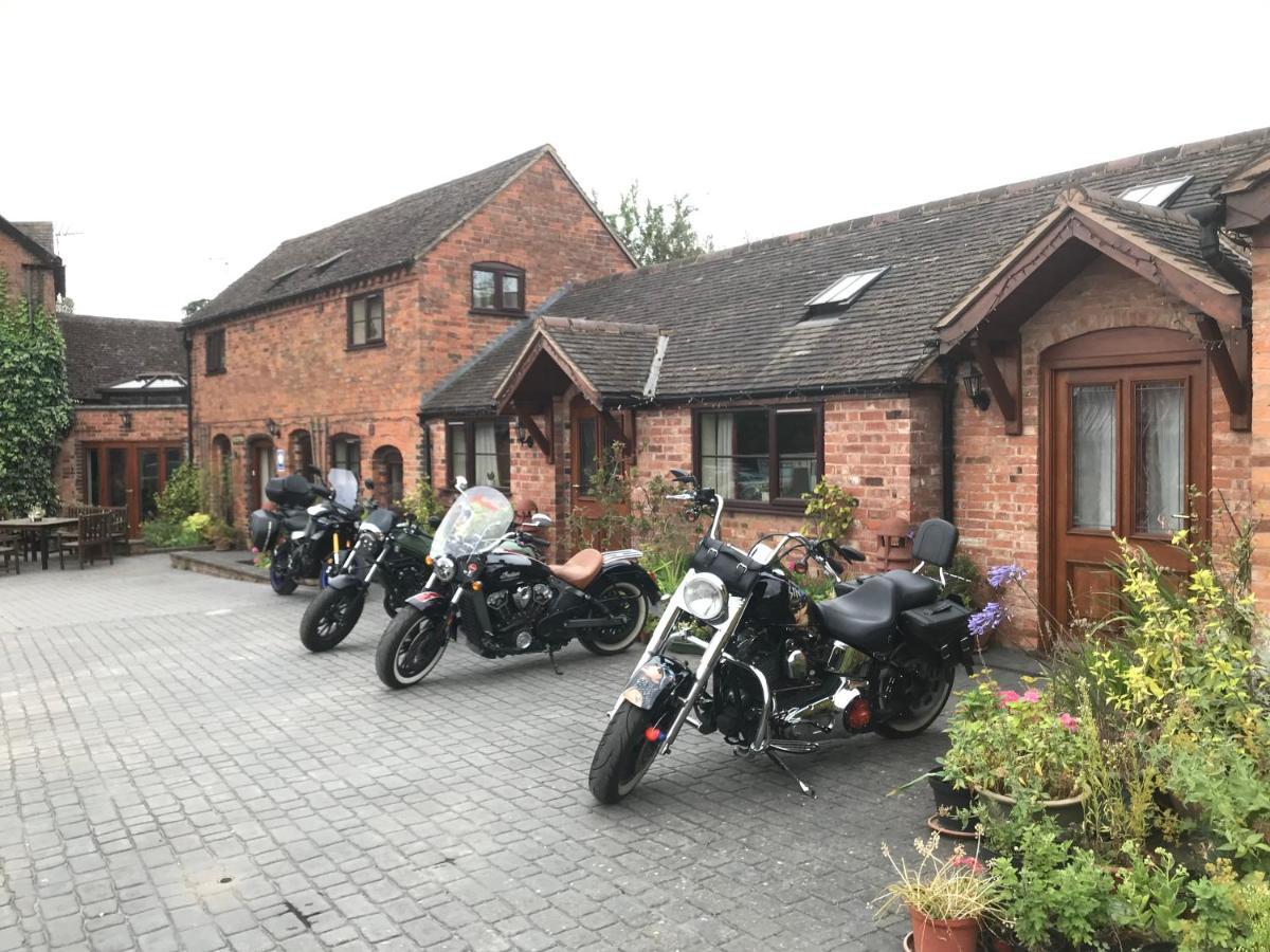 Nuneaton - Cottage - Sleeps 2 - Parking - Garden エクステリア 写真
