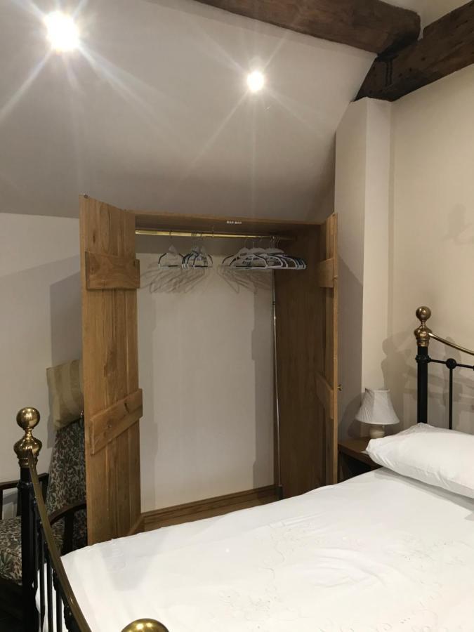 Nuneaton - Cottage - Sleeps 2 - Parking - Garden エクステリア 写真