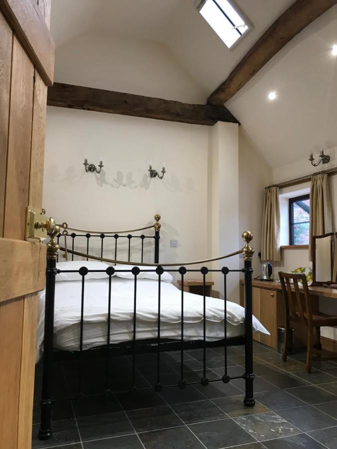 Nuneaton - Cottage - Sleeps 2 - Parking - Garden エクステリア 写真